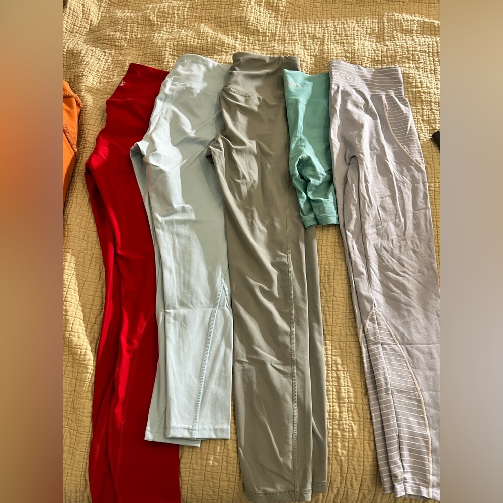 5 Pairs - SIZE S - Athletic Leggings/ Shorts Bundle